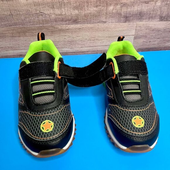 Toy Story Light Up Sneakers - Picture 6 of 8